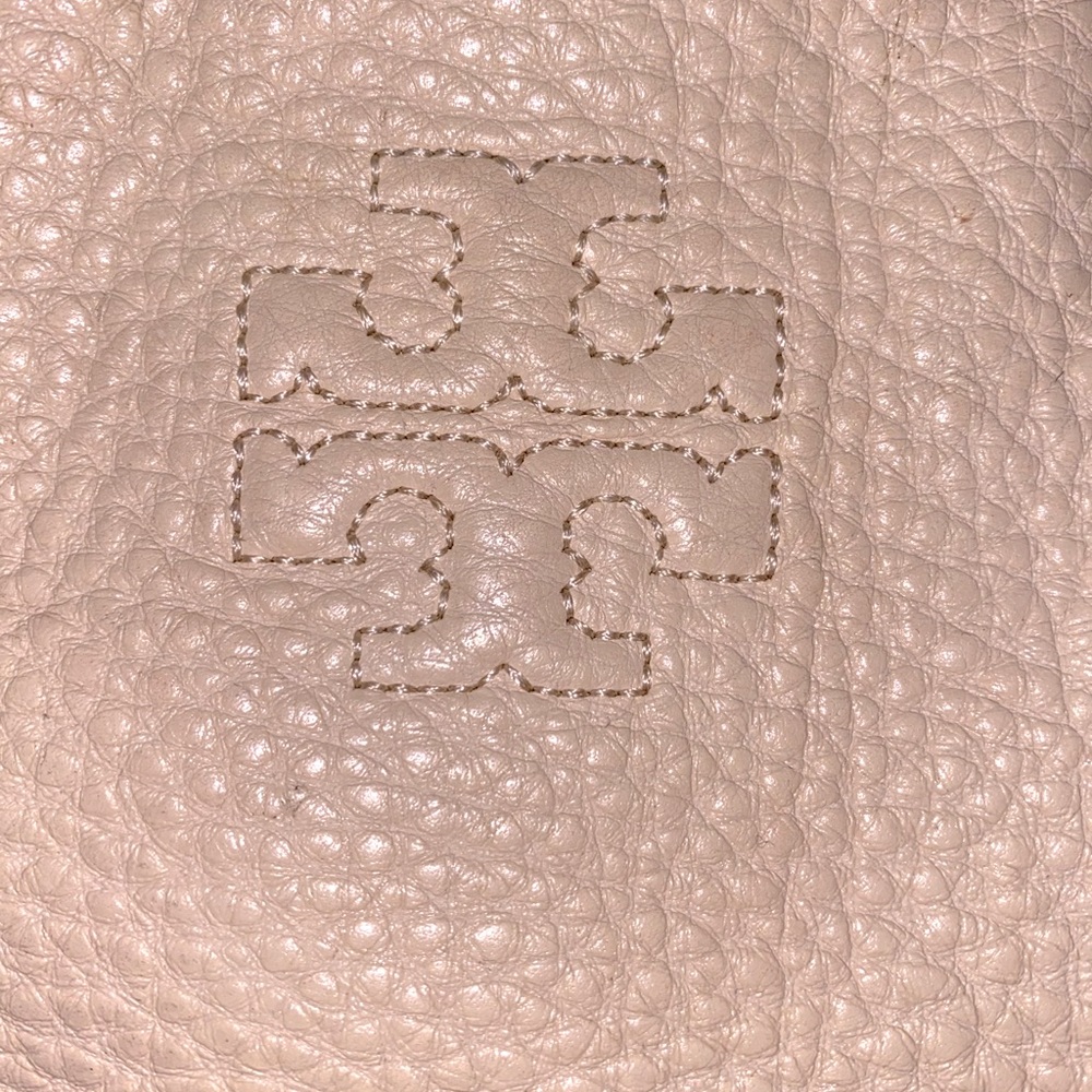 Authentic Tory Burch leather tote with tassels - Picture 2 of 5